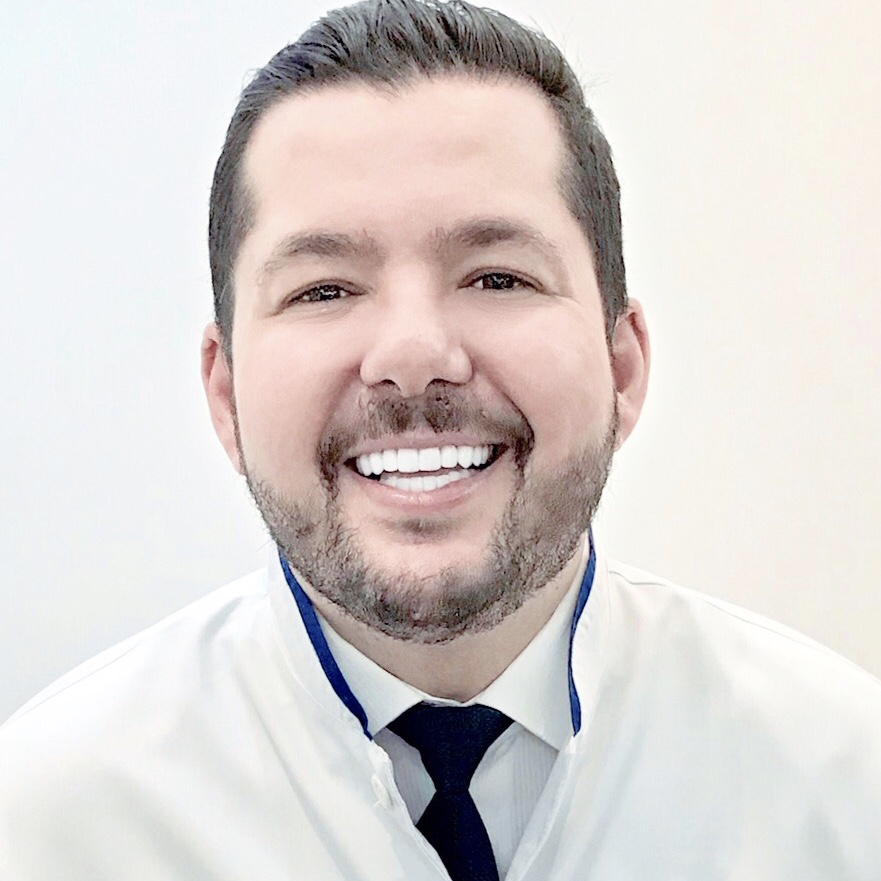 Dr. Tadeu Menezes